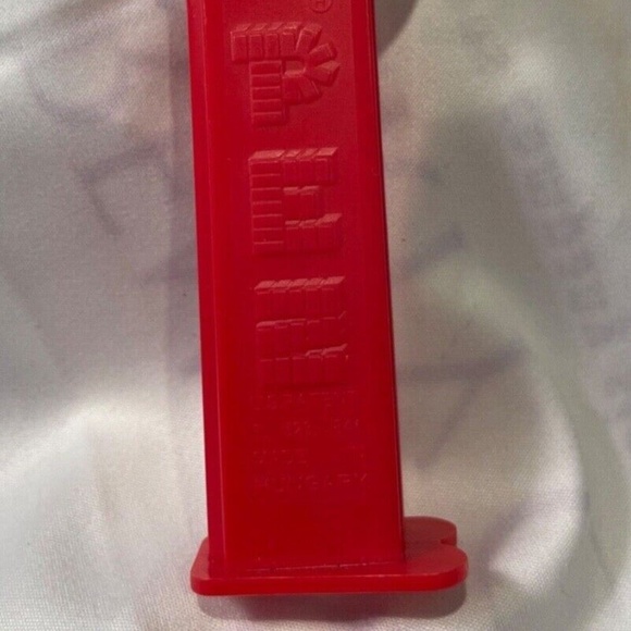 Pez Pets Hello Kitty Dispenser Unwrapped - Picture 2 of 5